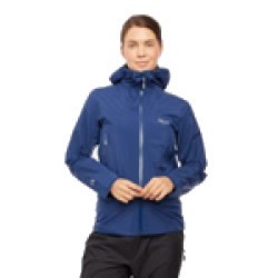 cat-ropa-mujer-impermeable-2021_250x0